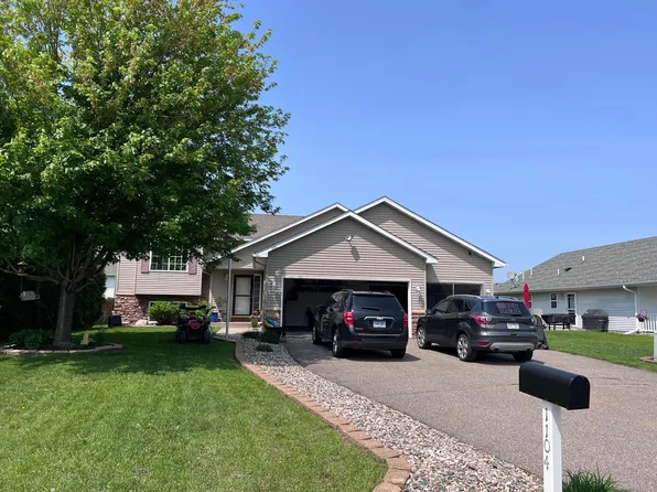 1104 Scott Ln, Belle Plaine, MN 56011