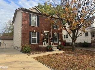 15029 Stephens Dr, Eastpointe, MI 48021