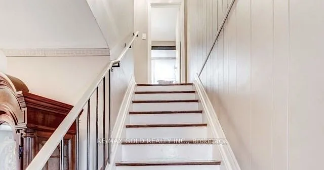 6 Monaco Ct — Photo 12
