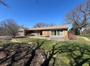 38W481 Silver Glen Rd, St Charles, IL 60175