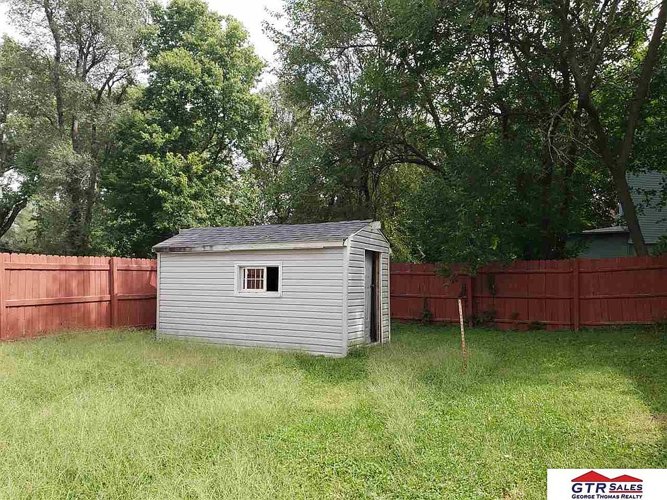 2nd image of 3905 N 36th St