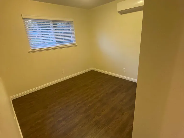 163 Pleasant Ave #4 — Photo 6