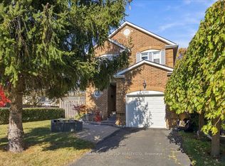 1092 Rambleberry Ave, Pickering, ON L1V 4Z7