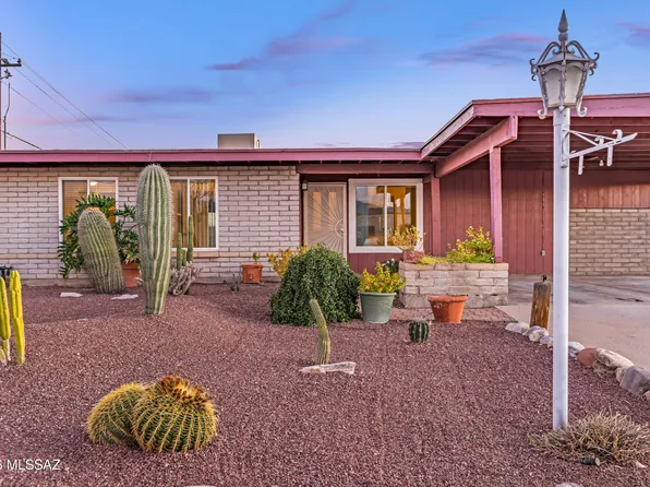 9880 E Mary Dr, Tucson, AZ 85730