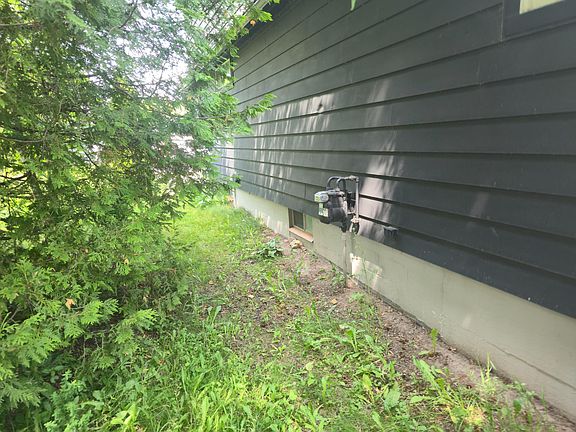 3rd image of 424 Parnell Ave