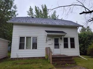 302 North Rd, Esko, MN 55720