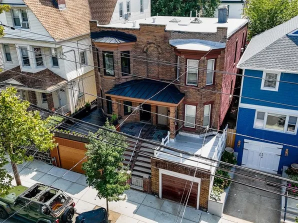 41 47th Street image 2 of 22