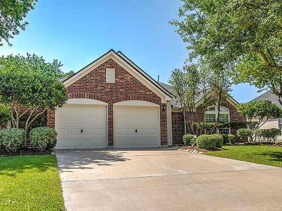 2nd image of 15419 Lakeport Crossing Dr