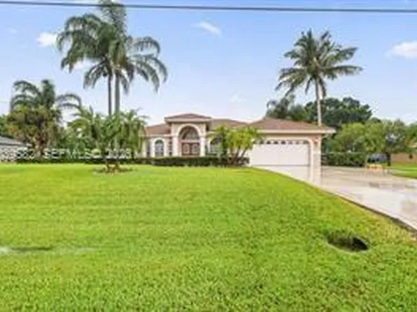 240 SW Marathon Ave, Port Saint Lucie, FL 34953