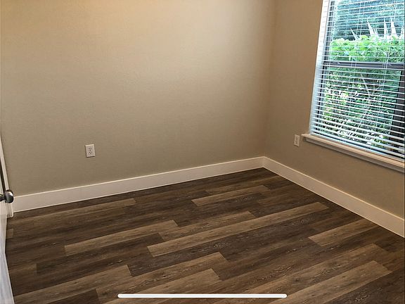 4th image of 5501 S Hearsey Dr