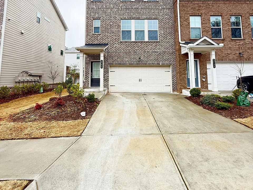3756 Davis Cir