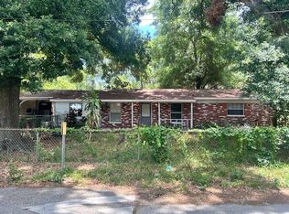 5335 Peach Ave, Seffner, FL 33584