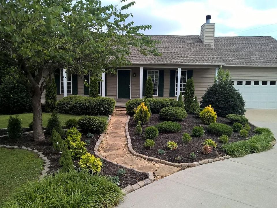 1st image of 202 Covenant Cir