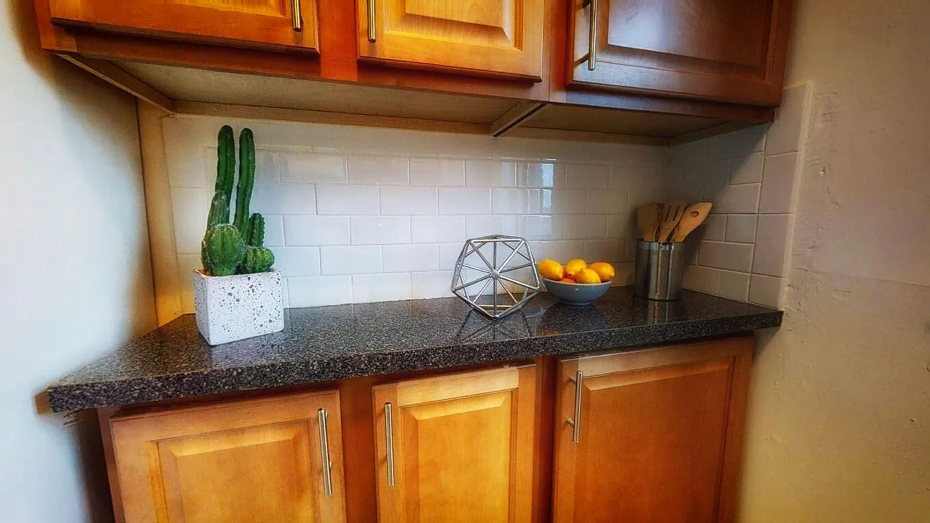 Studio, 350 sqft, $2,000 — Photo 1