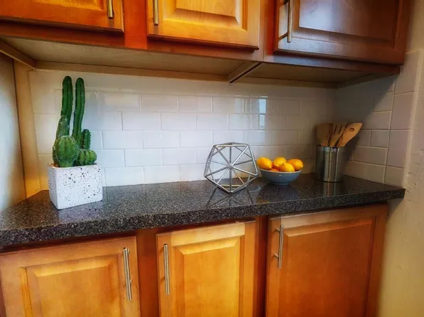 1140 Commonwealth Ave APT 22, Allston, MA 02134