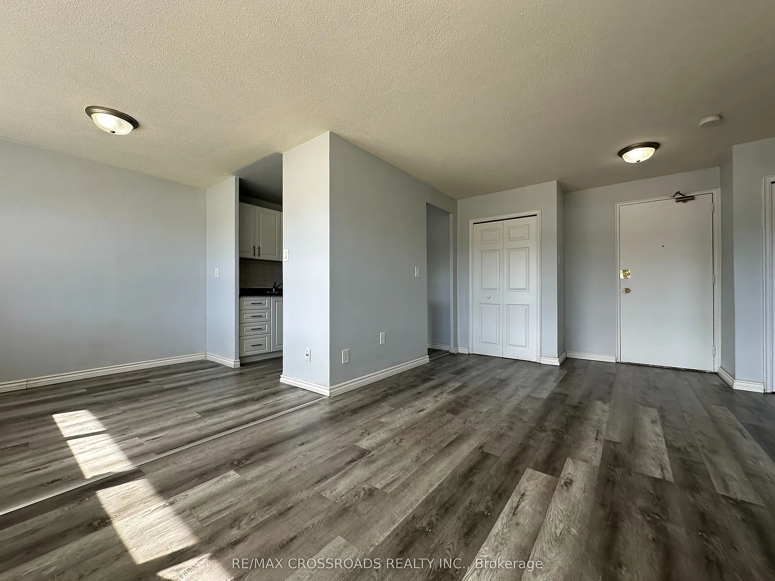1 bed, $1,795 — Photo 2