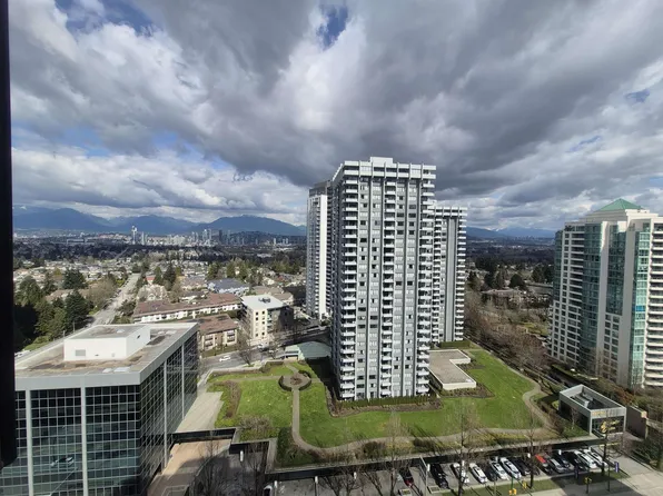 5885 Olive Ave #2002, Burnaby, BC V5H 4N8