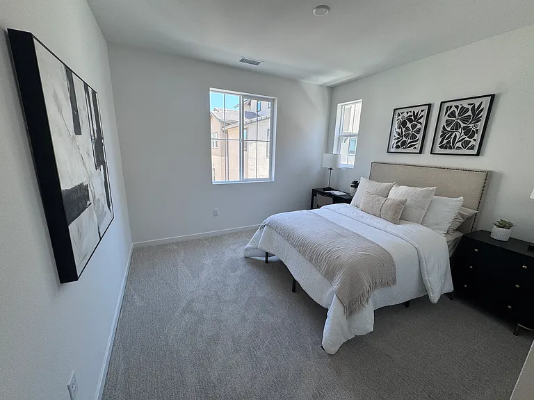12837 Auburn Dr — Photo 29