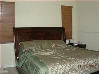 3rd image of 720 Elmwood Dr