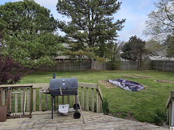 4th image of 2212 Quail Dr