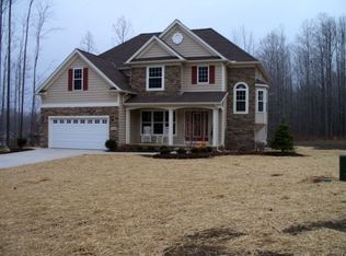 12067 Summerwood Dr, Painesville, OH 44077