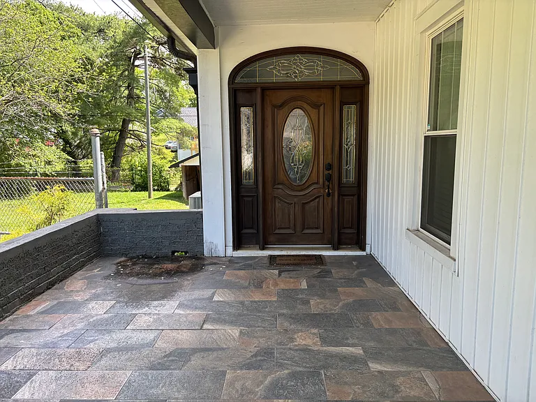 2114 Keith Ave — Photo 6