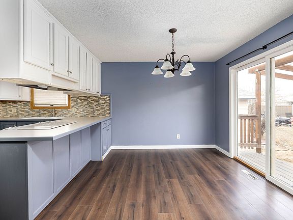 4th image of 1105 W Maryland Ln