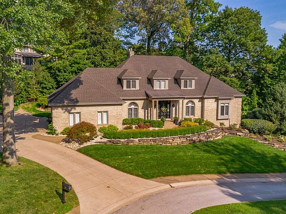 3rd image of 620 Winterwood Dr