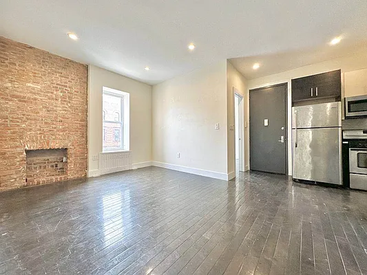 Rented by Doorway NYC, LLC | media 1