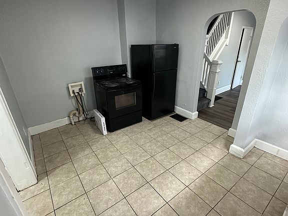4th image of 1552 Shelby St #1