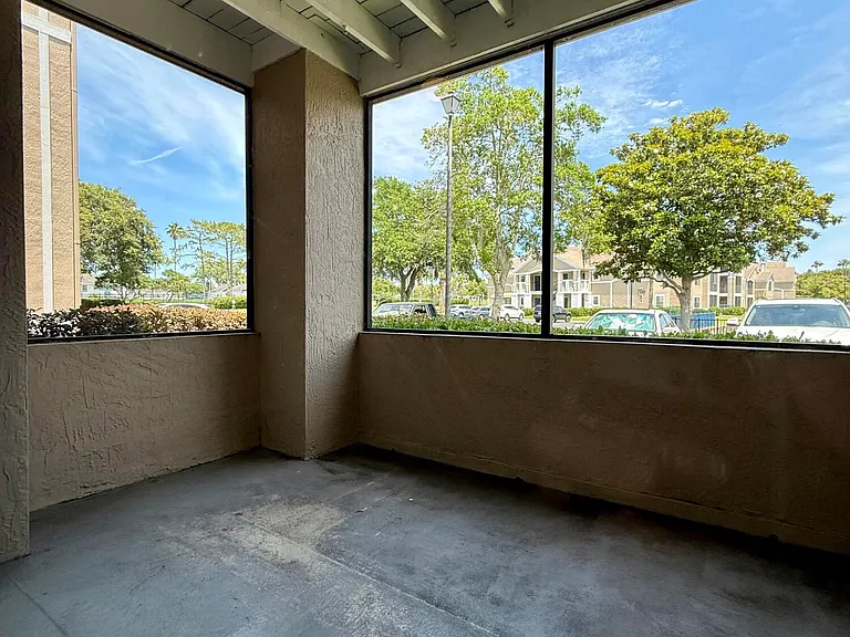 800 Boardwalk Dr #613 — Photo 9