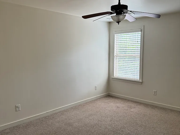 6121 Clubhouse Dr — Photo 74