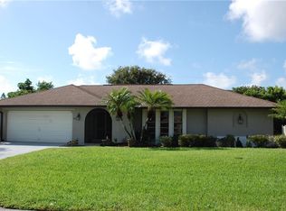 520 SE 33rd Ter, Cape Coral, FL 33904