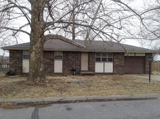 108 N Teakwood Ave, Republic, MO 65738