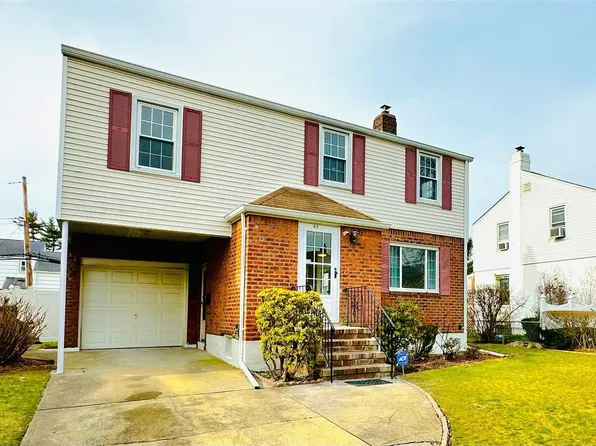 45 Barbara Street, Elmont, NY 11003