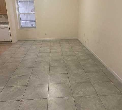 4th image of 144 Mount Pleasant Ave Floor 1