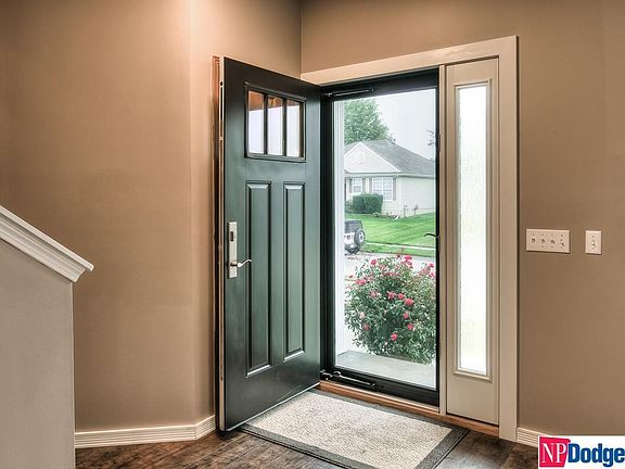 3rd image of 2608 Kelly Dr