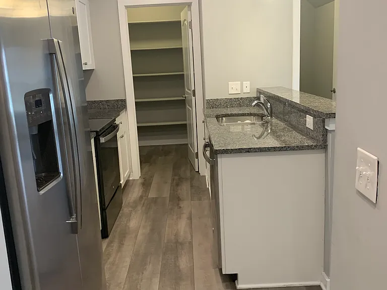 Shelby Pointe Village — Photo 21