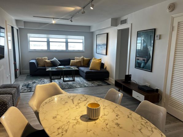 1881 Washington Ave APT 11