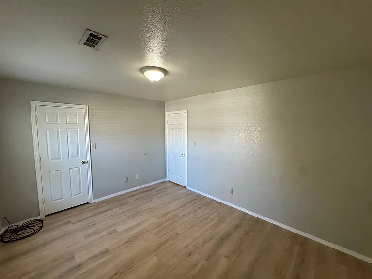 20 McGee Rd — Photo 12