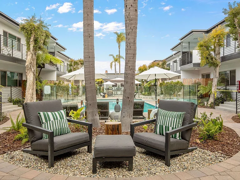 3450 Emerald (312 Calle Miramar LLC) — Photo 34