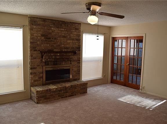 4th image of 405 Menlo Park Dr