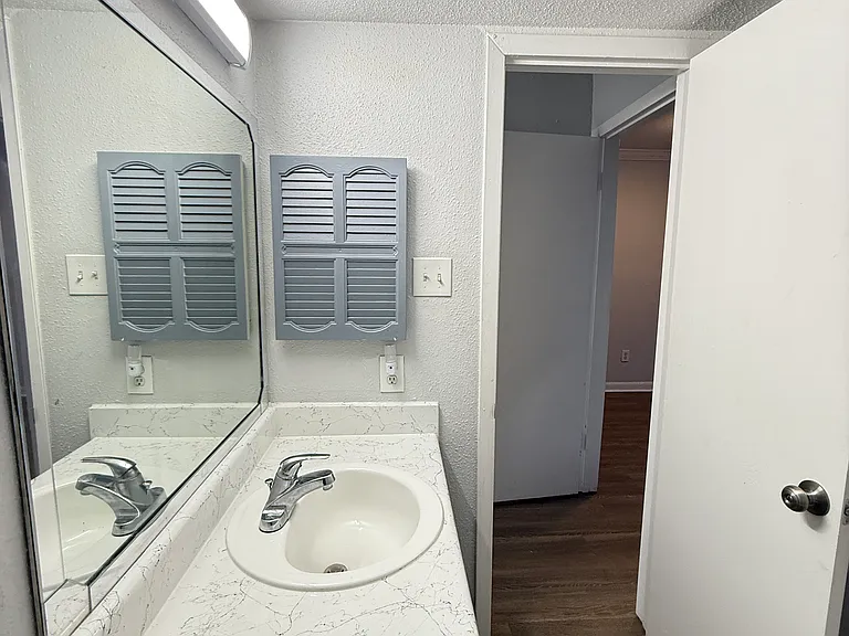4747 Allendale Rd — Photo 30