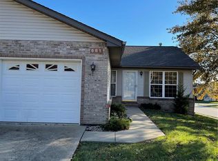 681 Carol Ann Dr, O'Fallon, IL 62269