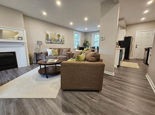 73 Pasadena St, Pittsburgh, PA 15211