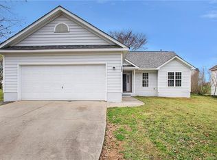 1004 Barbee Farm Dr, Monroe, NC 28110