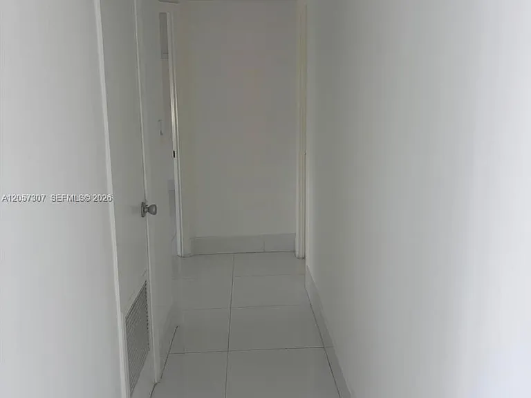 2780 NE 183rd St #909 — Photo 24