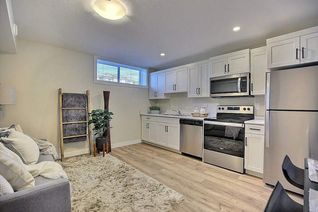 162/168 Chuka- 162 2900 George Street Townhouses — Photo 2