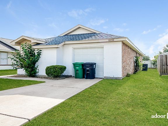 2nd image of 15739 Ridgegate Rd