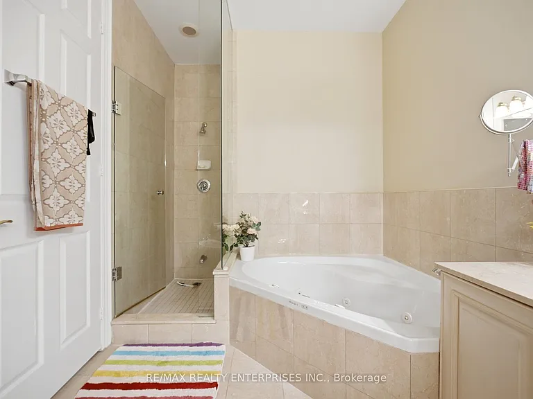 35 Kingsbridge Garden Cir #3301 — Photo 16
